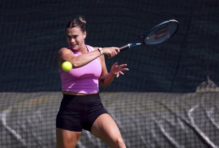 Aryna Sabalenka se retire du tournoi de Wimbledon en raison d’une blessure