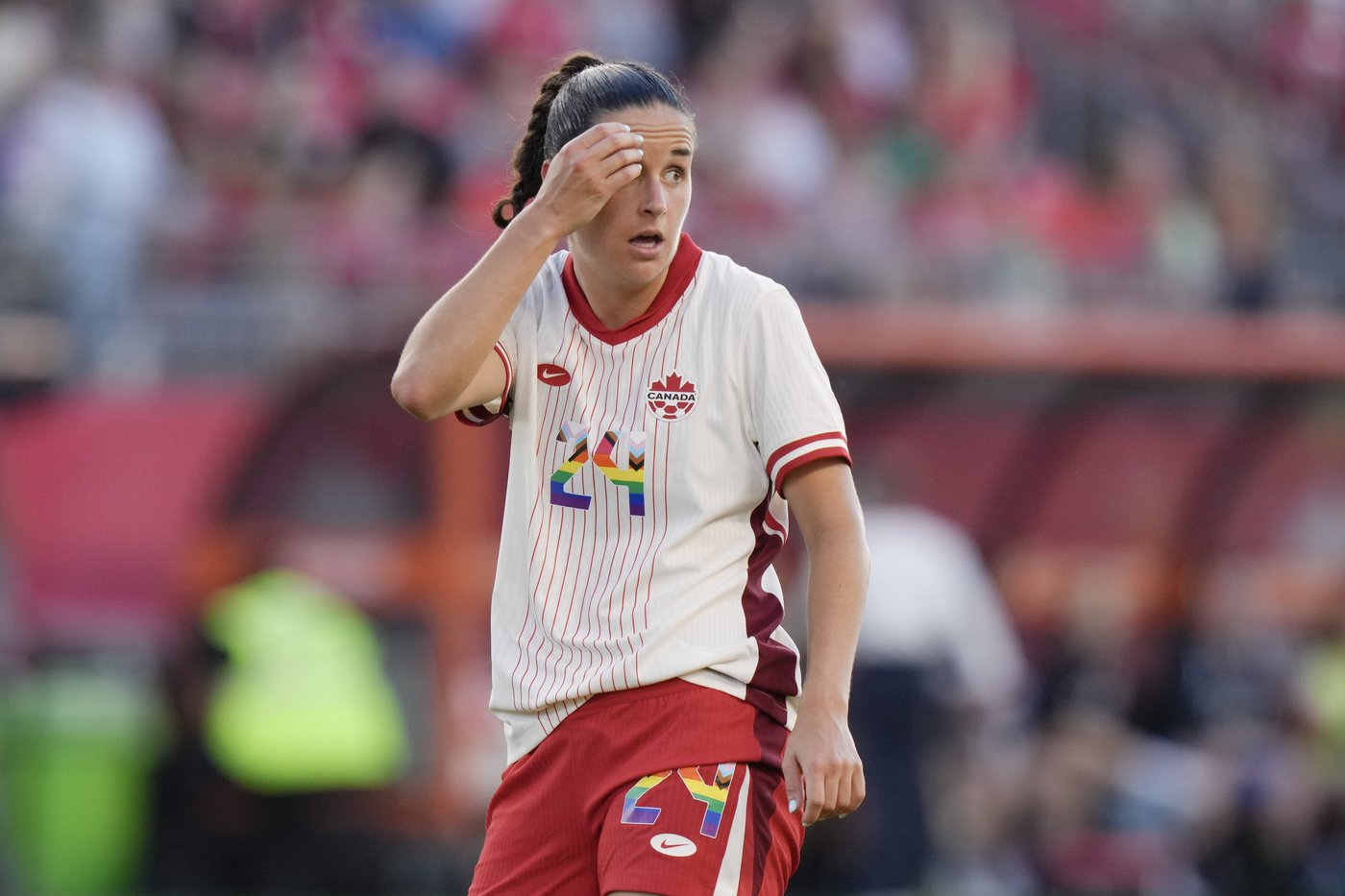 Soccer féminin: la Québécoise Évelyne Viens donne la victoire au Canada