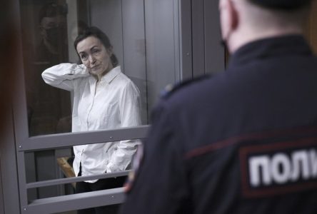 Une journaliste américano-russe condamnée à 6 ans et demi de prison