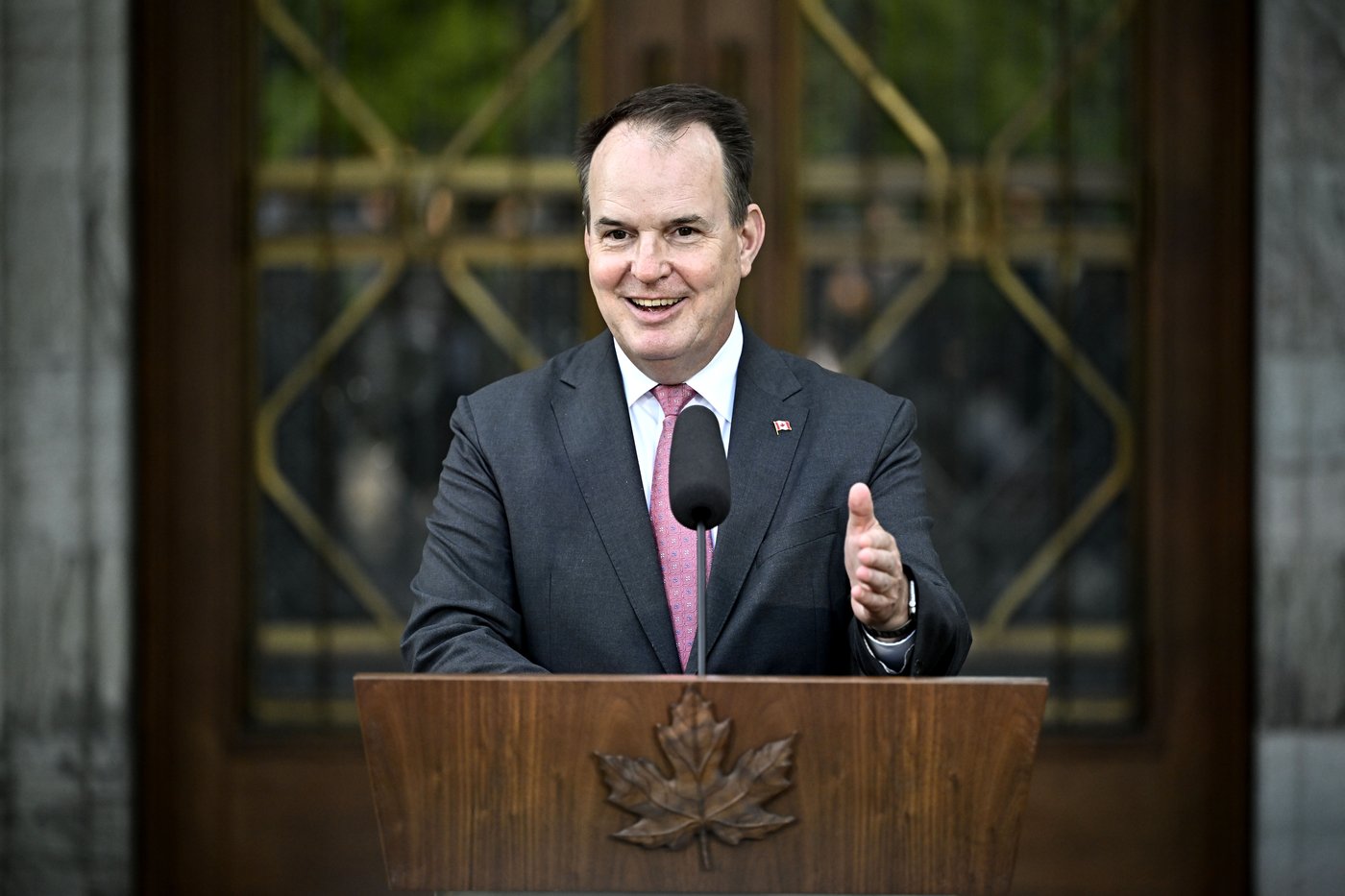 Le député de Gatineau, Steven MacKinnon, est nommé ministre du Travail et des Aînés