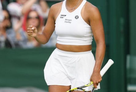 Fernandez dispose de Bronzetti et affrontera Wozniacki au deuxième tour à Wimbledon