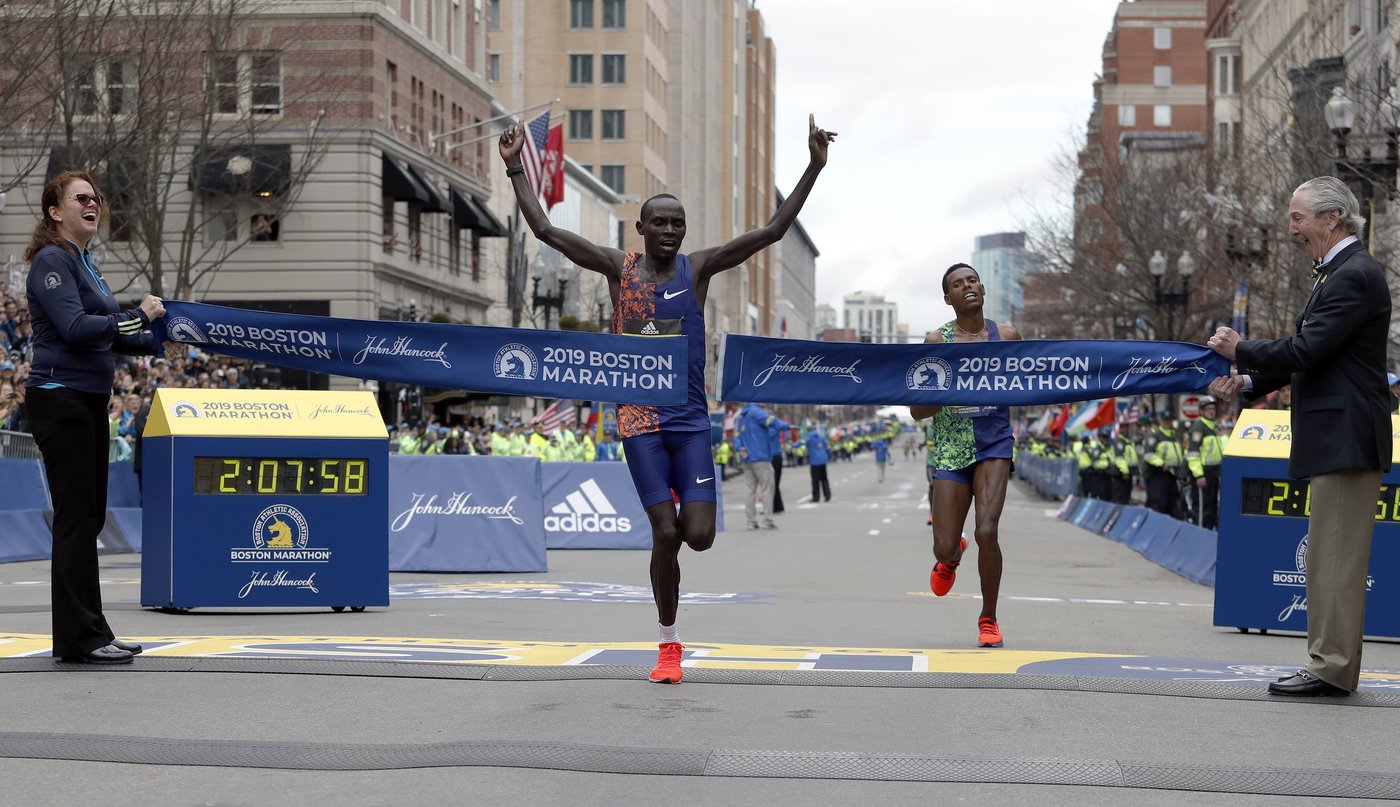 L’ancien champion des marathons de Boston et Chicago est suspendu pour dopage