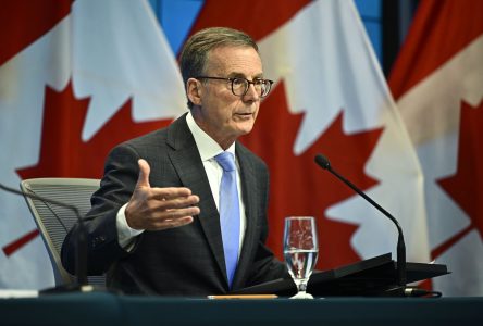 La Banque du Canada réduit le taux directeur à 4,5 %