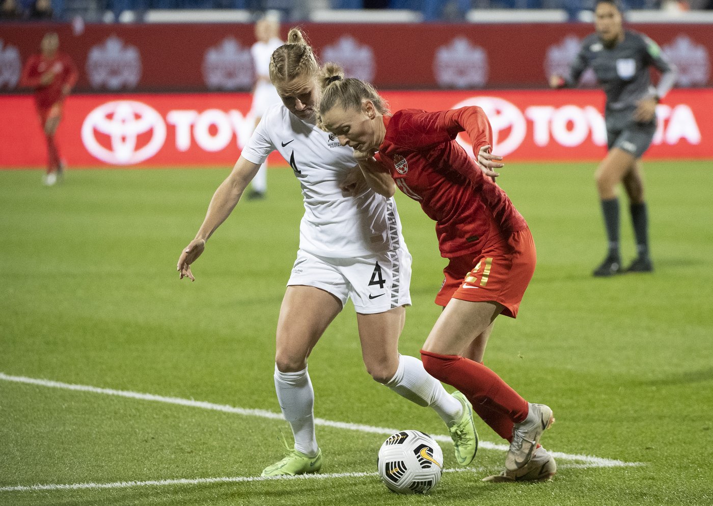 Paris 2024: Gabrielle Carle promue dans l’équipe canadienne de soccer féminin