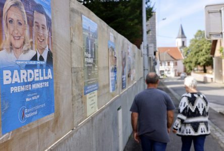 La France passe au vote lors du second tour des élections législatives