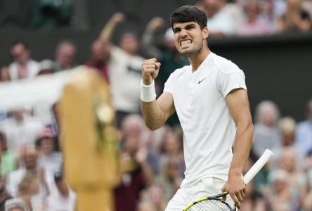 Wimbledon: Carlos Alcaraz vient de l’arrière et triomphe de Frances Tiafoe