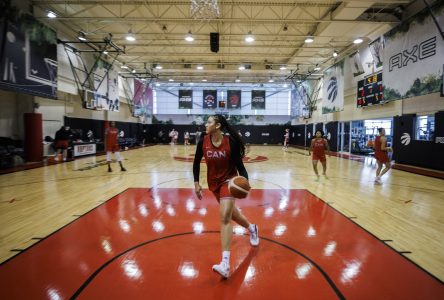 Le Canada bat l’Australie dans un match préparatoire en basketball féminin