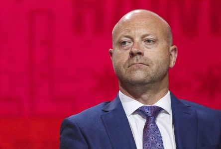 Les Oilers embauchent Stan Bowman comme nouveau directeur général