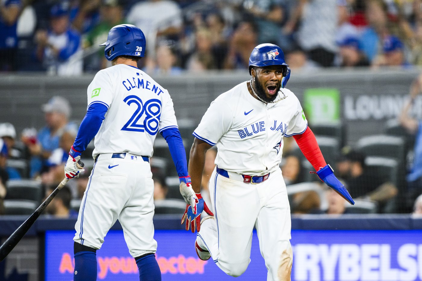 Vladimir Guerrero poursuit sur sa lancée et les Blue Jays triomphent des Athletics