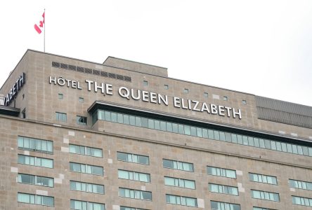 Les travailleurs de l’hôtel Reine Elizabeth déclenchent une autre grève surprise