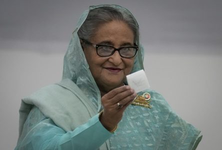 La première ministre du Bangladesh démissionne dans la foulée d’un soulèvement