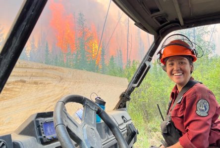 Le premier ministre Eby demande des réformes au BC Wildfire Service