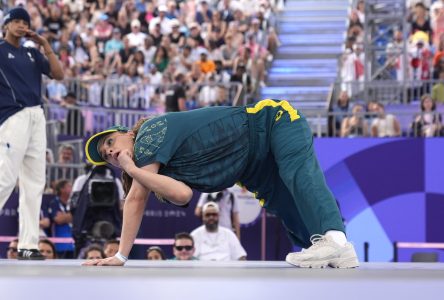 Le Comité olympique australien défend sa breakeuse Rachel Gunn