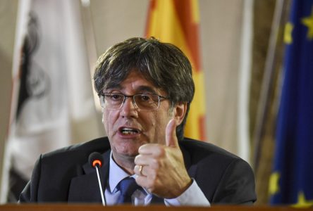 Carles Puigdemont souhaite retourner en Espagne même s’il risque une arrestation