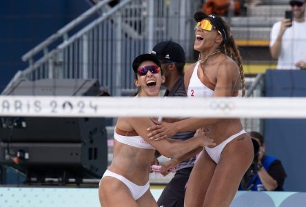 Les Canadiennes passent en finale du tournoi olympique de volleyball de plage féminin