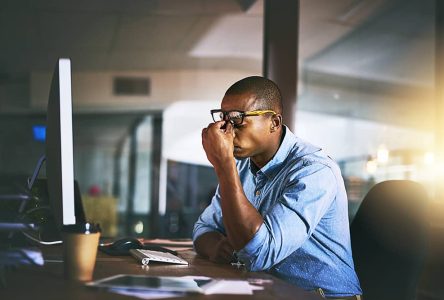 Épuisement professionnel : Comment l’identifier et le gérer