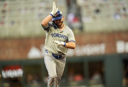 Spencer Horwitz et Jose Berrios aident les Blue Jays à gagner 9-5 contre les Braves