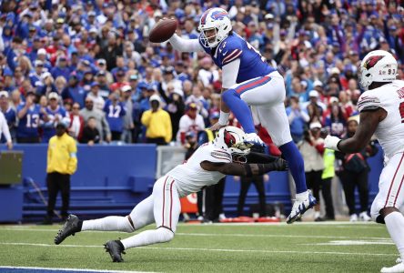 Josh Allen brille dans une victoire de 34-28 des Bills face aux Cardinals