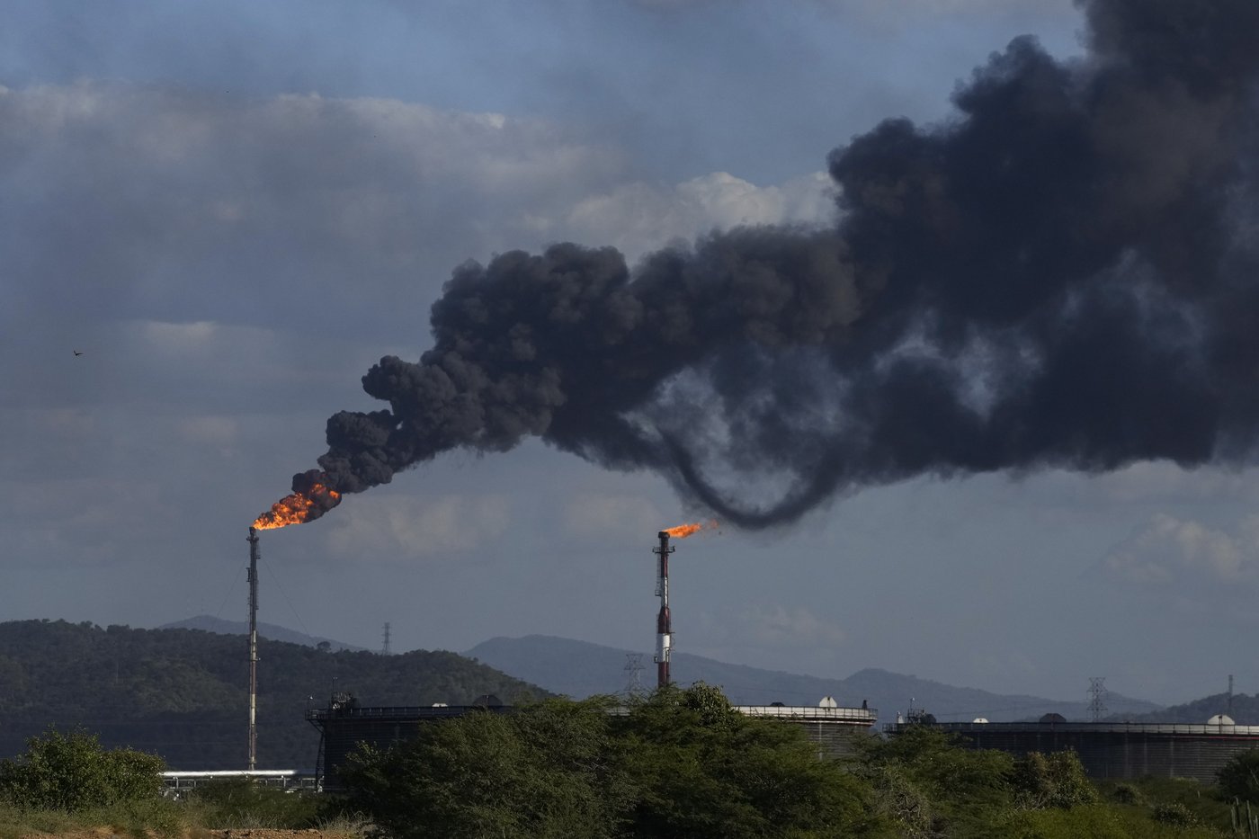 Venezuela: l’opposition demande aux É.-U. d’annuler les licences de pétrolières