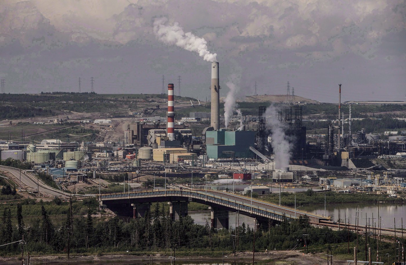 Lettre à Trudeau: des médecins demandent un plafond sur la pollution pétrolière