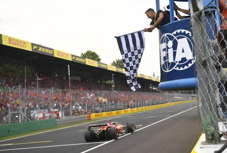 Leclerc fait plaisir aux partisans de Ferrari en remportant le Grand Prix d’Italie