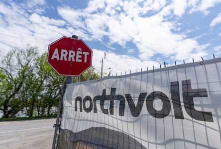 Northvolt congédiera 1600 personnes en Suède; l’usine québécoise est maintenue