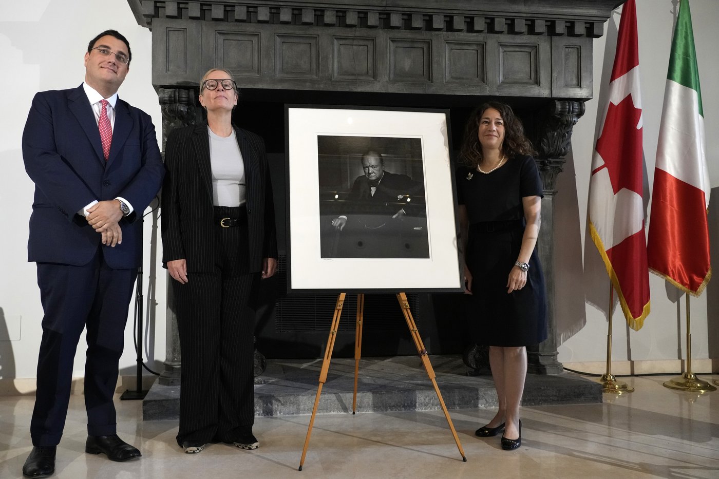 Le portrait de Churchill volé à Ottawa a été officiellement récupéré à Rome