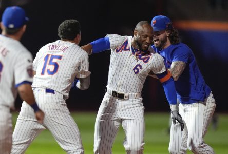 Starling Marte donne la victoire 2-1 aux Mets en 10e manche face aux Nationals