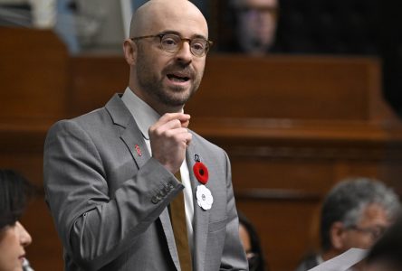 Sol Zanetti demande à la CAQ d’agrandir plus d’écoles qui en ont fait la demande