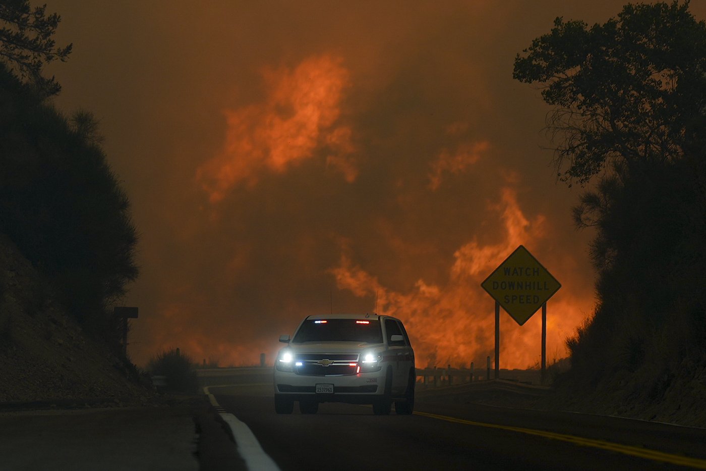 Des ordres d’évacuation étendus en raison d’un feu de forêt en Californie