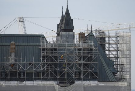 Traduction de vieilles décisions: la Cour suprême est menacée d’être traînée en Cour