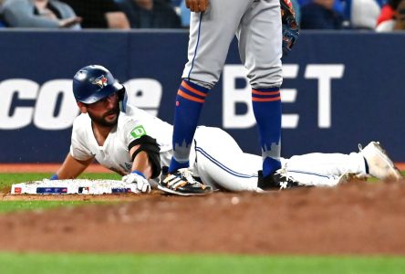 Schneider se distingue dans une victoire des Blue Jays contre les Mets, 6-2