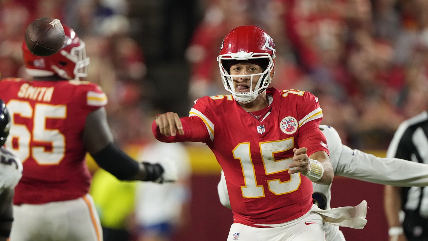 Mahomes et les Chiefs amorcent la saison avec une victoire de 27-20 contre les Ravens