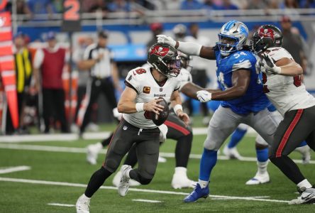 Baker Mayfield se lève dans une victoire de 20-16 des Buccaneers sur les Lions