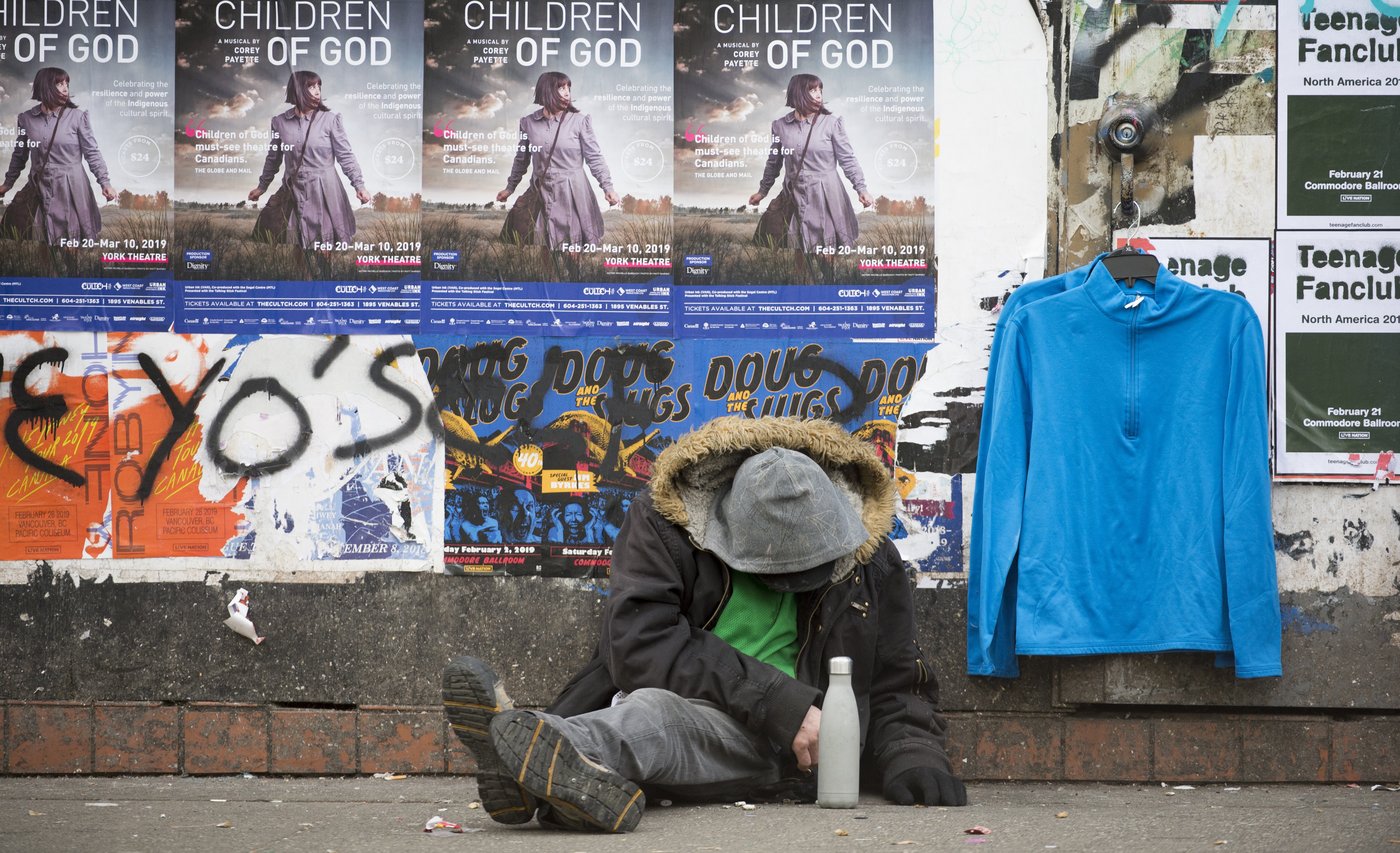 Des intervenants déplorent la politisation de la crise des surdoses en C.-B.