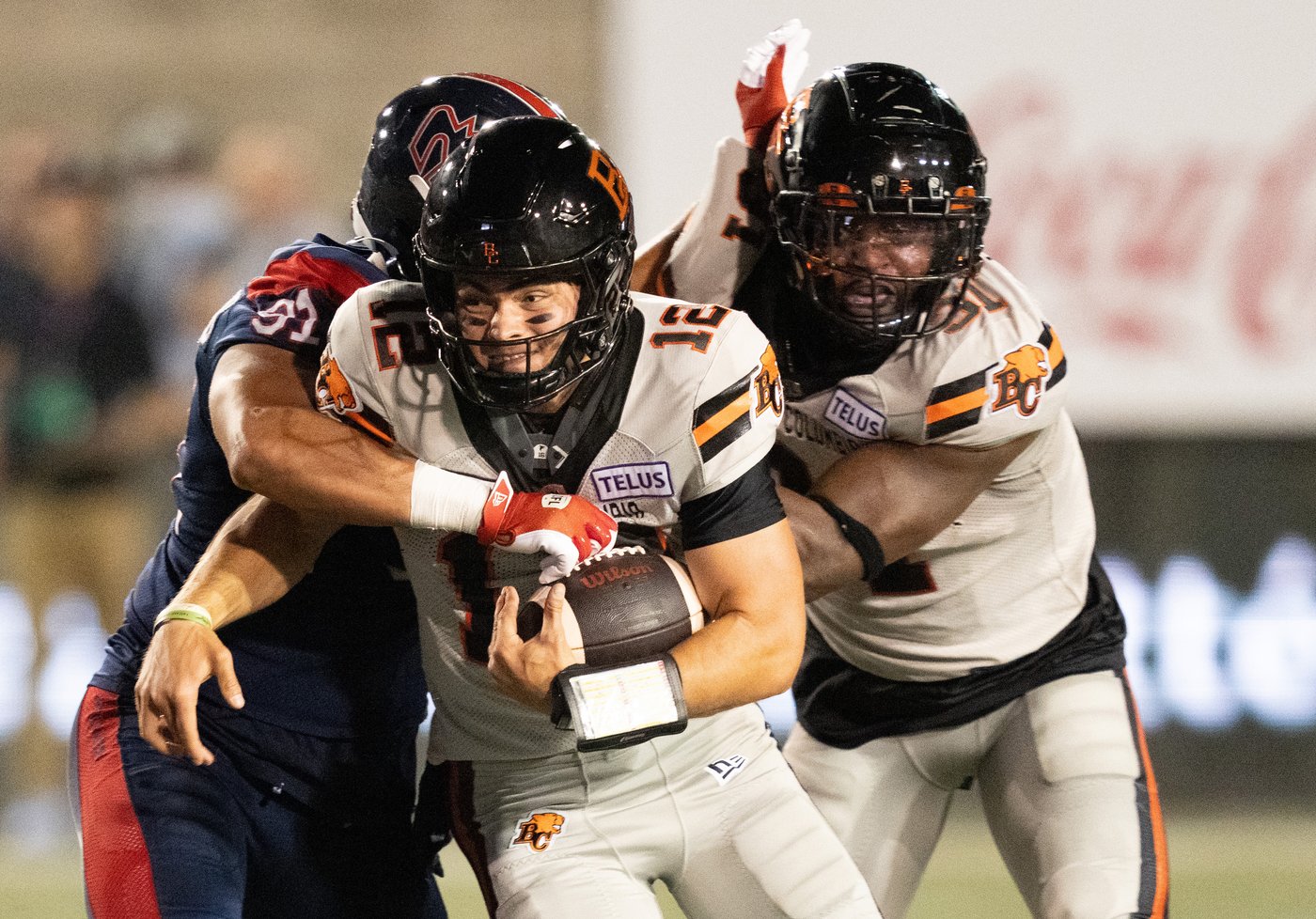 La série de victoires stoppée à cinq; les Lions battent les Alouettes 37-23