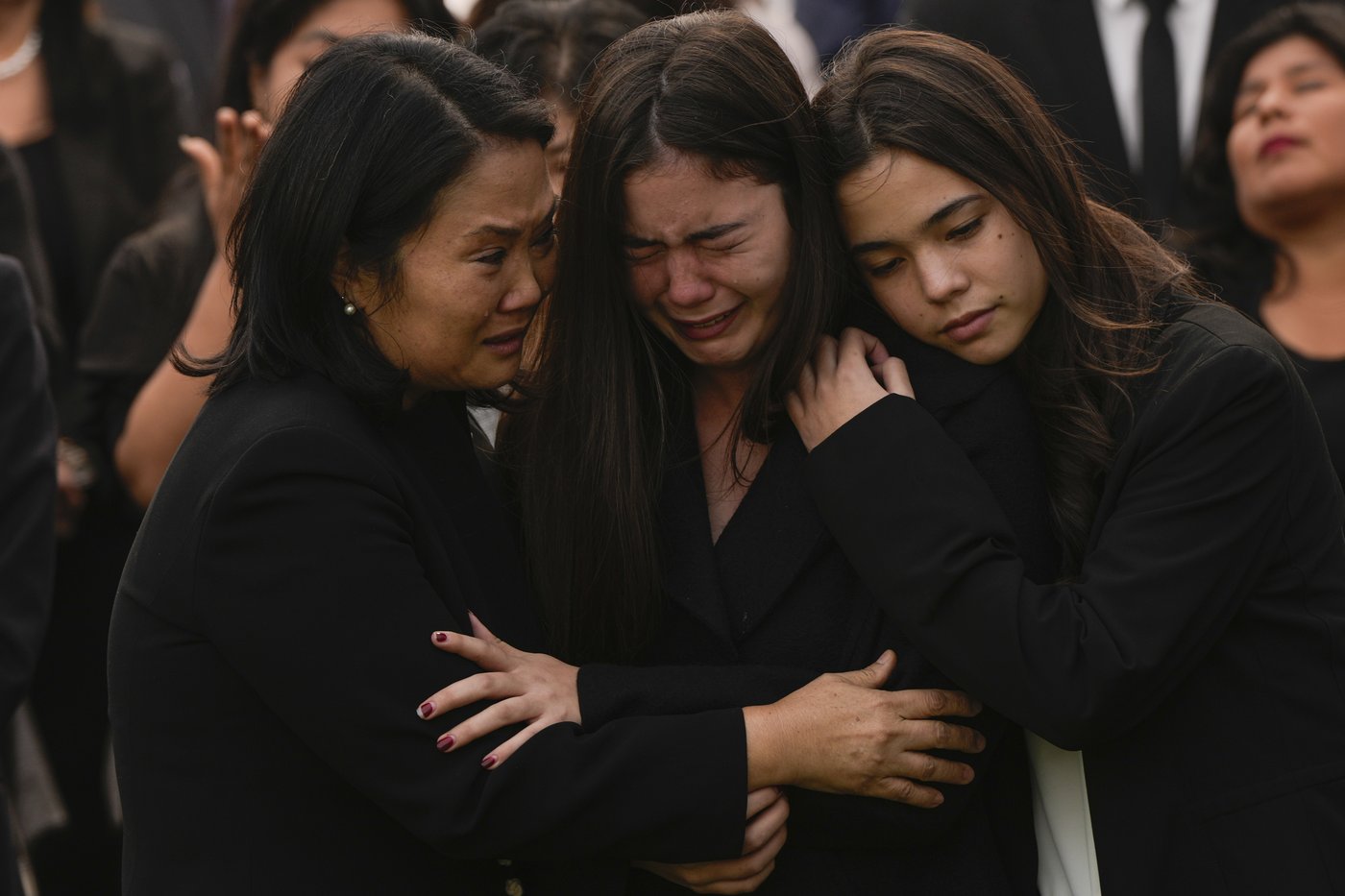 Alberto Fujimori est enterré à Lima après trois jours de deuil national