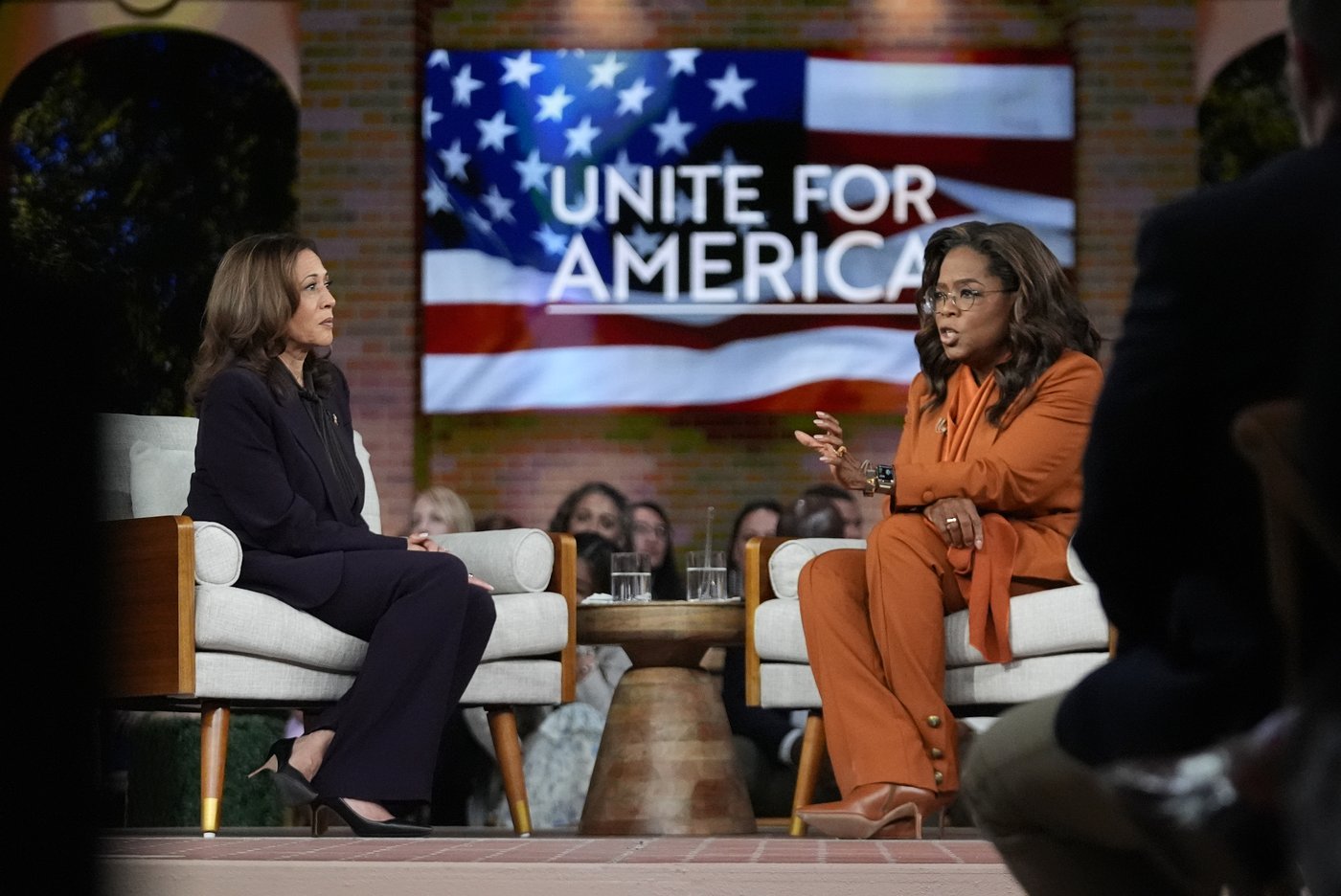 Kamala Harris a participé à une diffusion en direct avec Oprah Winfrey