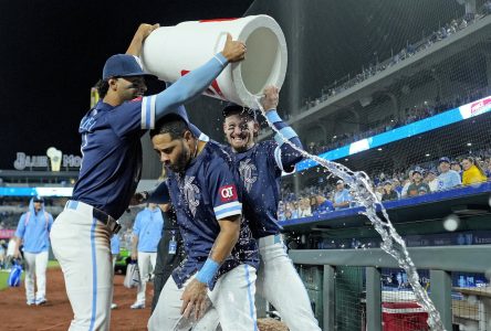 Bobby Witt fils brise l’égalité et les Royals l’emportent 4-2 contre les Twins