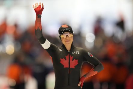 Longue piste: Valérie Maltais et Hayden Mayeur champions canadiens au départ groupé