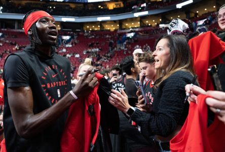 Chris Boucher et Kyshawn George acclamés, les Raptors défont les Wizards 125-98