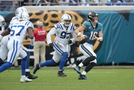 Lawrence se signale le jour de sa fête et les Jaguars viennent à bout des Colts