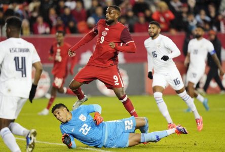 Un but tardif de Jonathan David mène le Canada à une victoire de 2-1 face au Panama