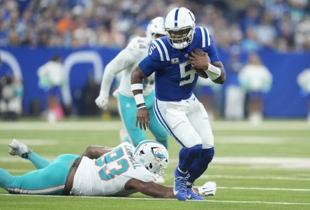 La poussée tardive de Richardson permet aux Colts de défaire les Dolphins 16-10