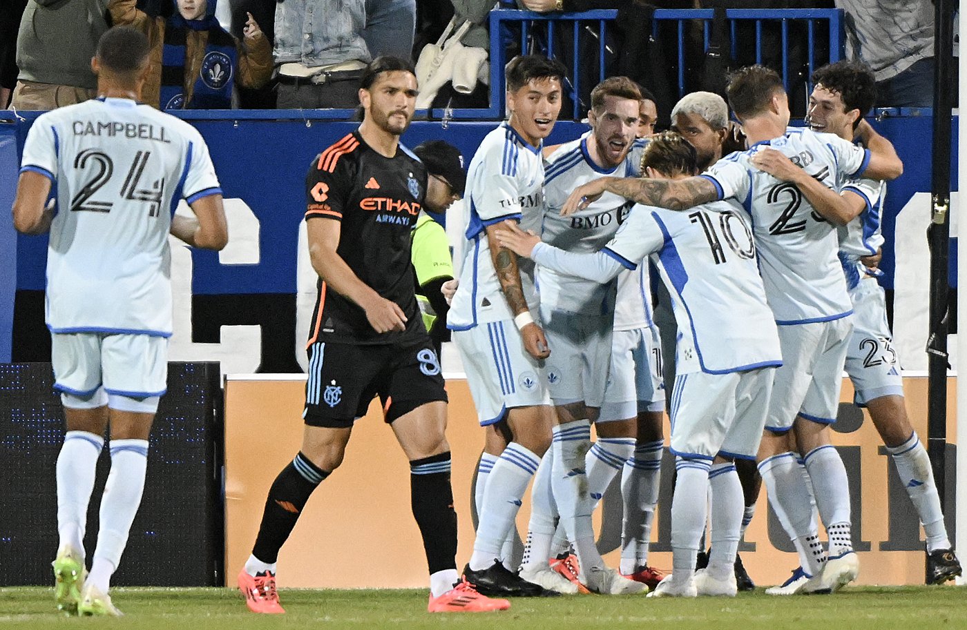 Le CF Montréal bat le New York City FC et confirme sa place en séries dans l’Est