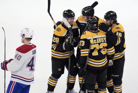 Swayman repousse 20 tirs et les Bruins battent le Canadien 6-4