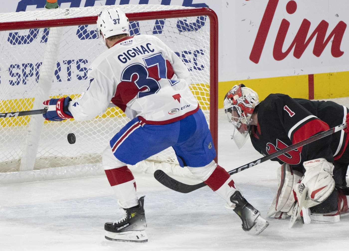 Le Rocket de Laval tient le coup et bat les Comets d’Utica par le score de 4-3