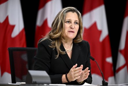 Freeland confiante que Trudeau a l’appui de la «vaste majorité» de ses députés