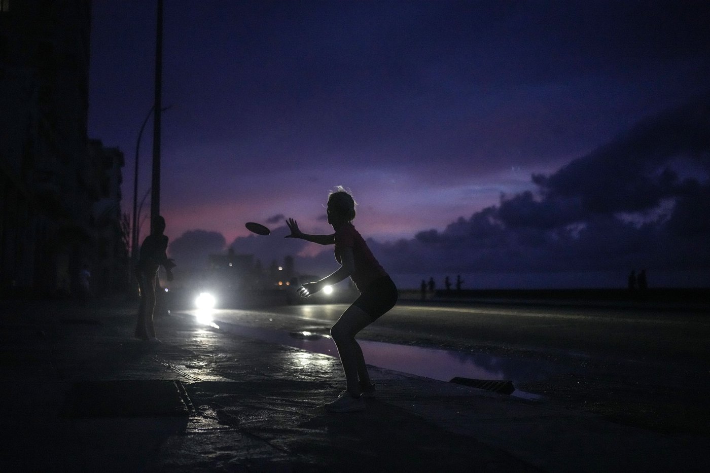 Une partie de l’électricité a été rétablie samedi à Cuba, après une panne importante