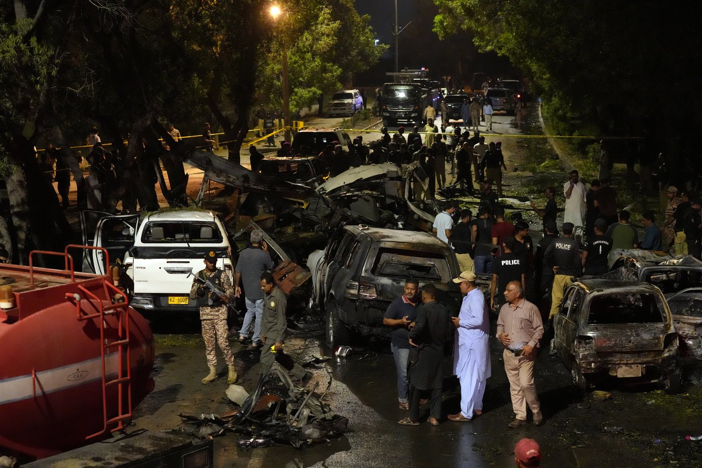 Pakistan: une explosion massive à l’aéroport de Karachi tue deux travailleurs chinois